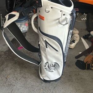 NWT Stitch White Claw White & black  Golf Carry Bag for Men